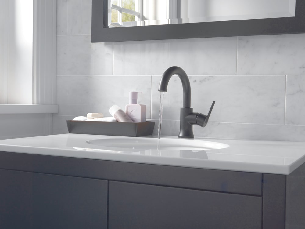 1-Handle Lavatory Faucet with Diamond Seal Technology, Matte Black