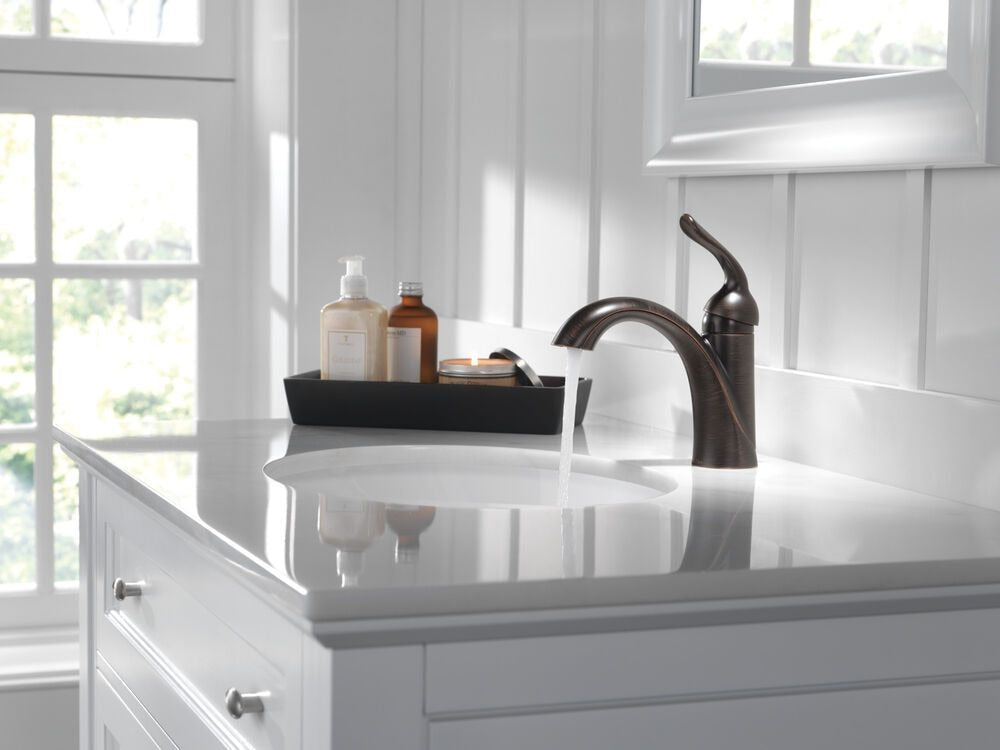 1HDL Centerset Lavatory Faucet, Venetian Bronze