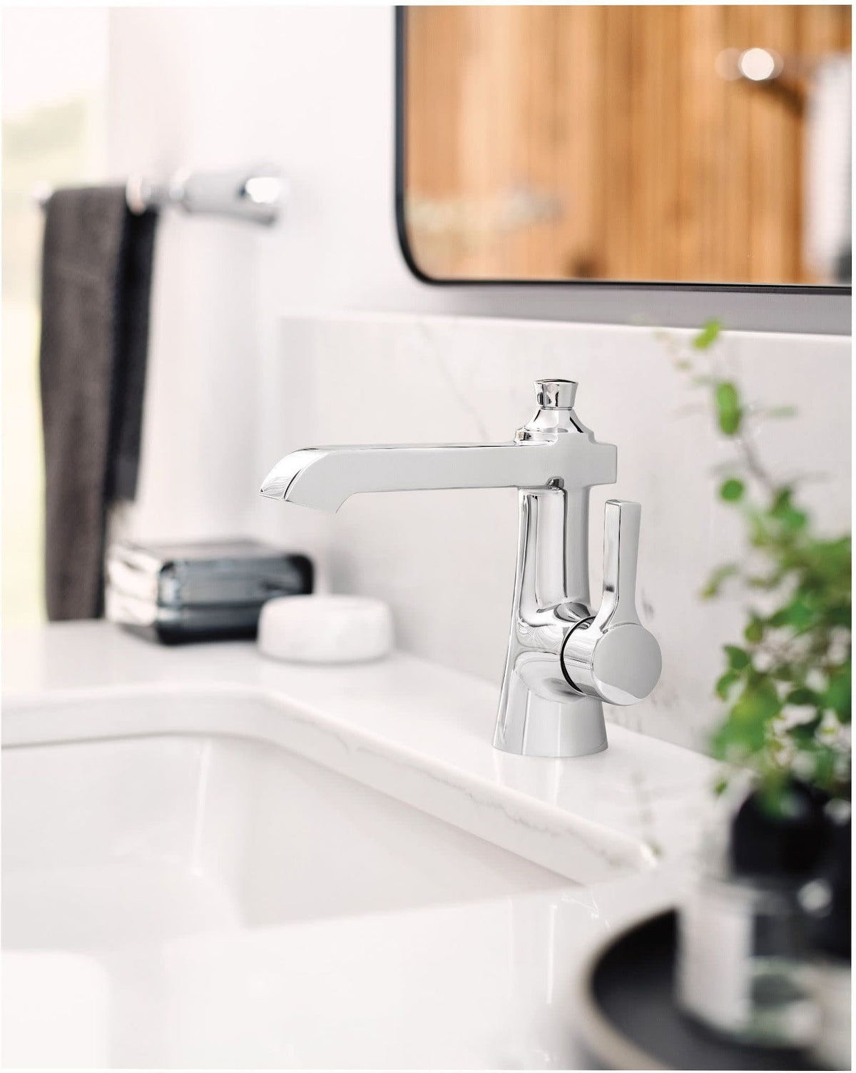 Flara Single Handle Single Hole Bathroom Sink Faucet, Chrome